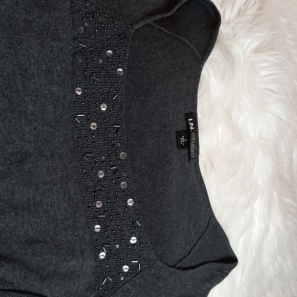 IN STUDIO Gray Beaded Black‎ Sequins Sweater L - Picture 3 of 6